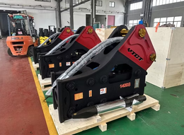 Heavy-Duty Hydraulic Rock Breaker 140mm Chisel